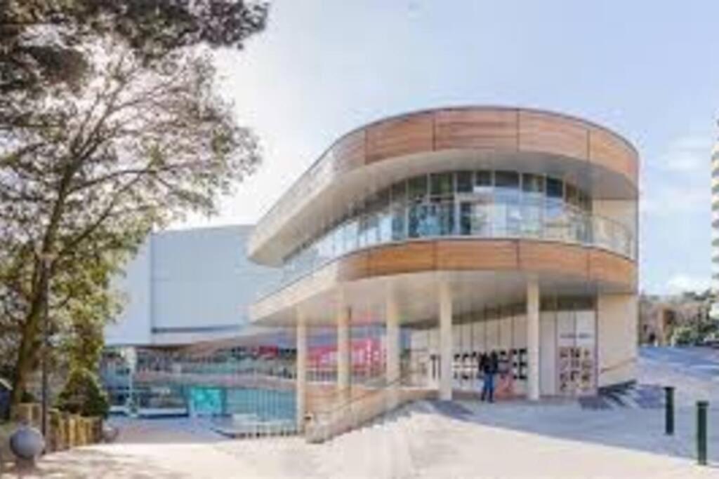 Lovely Central Bournemouth Flat 10 Minute To Beach Apartamento Exterior foto